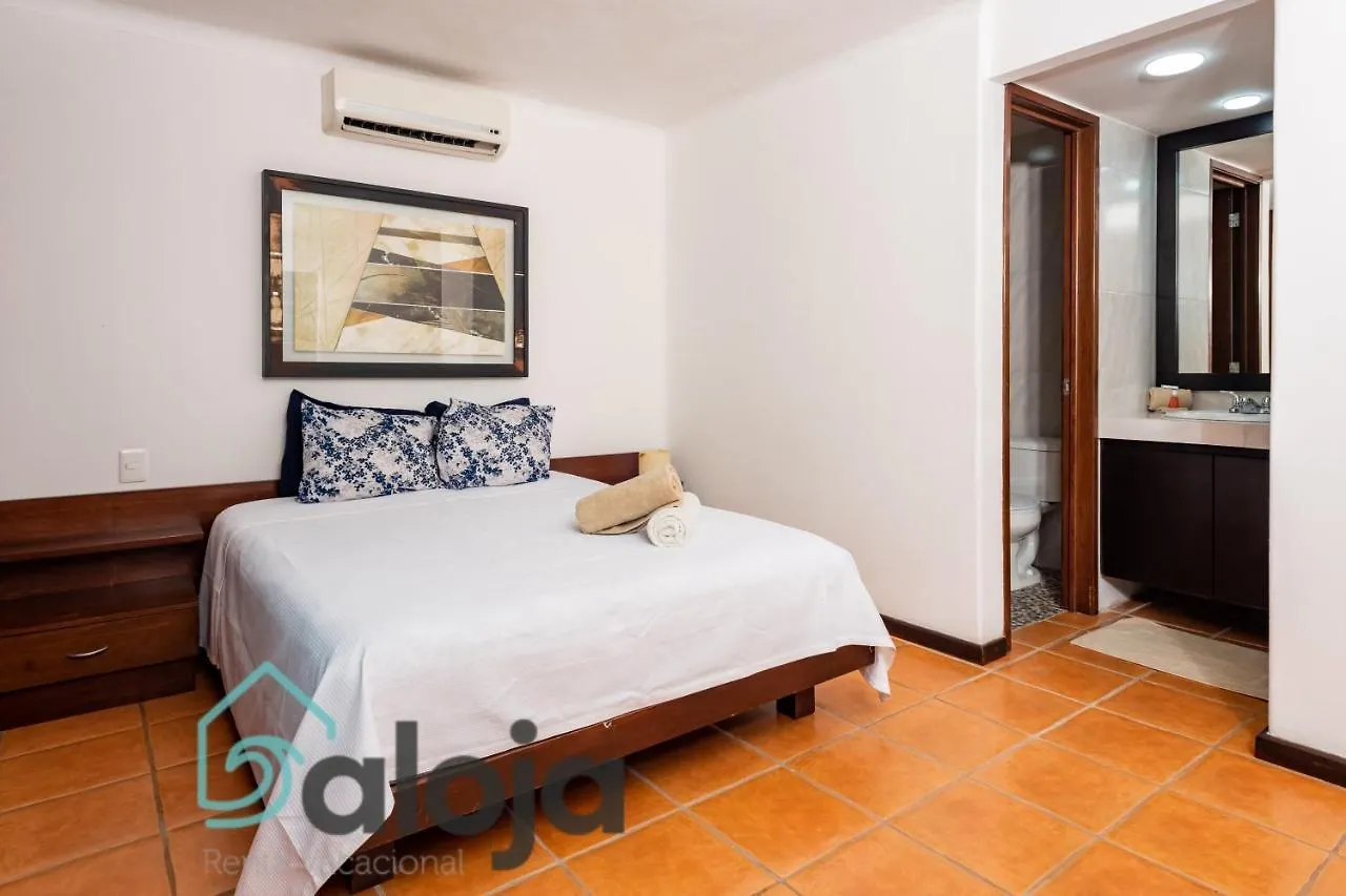 Apartamento amplio en zona ideal a 5min de WALLMART Cancún