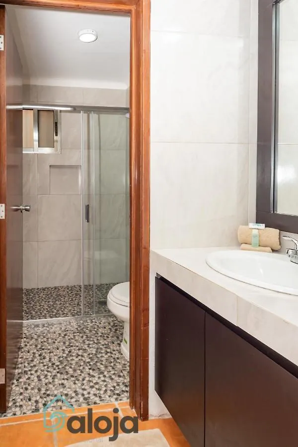 Apartamento Amplio En Zona Ideal A 5Min De Wallmart Cancún Meksyk